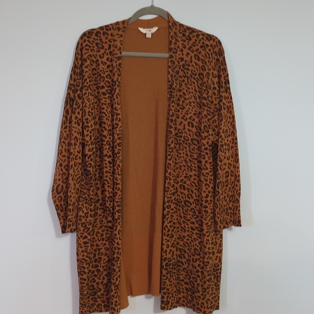 PLUS SIZE Leopard Print Cardigan